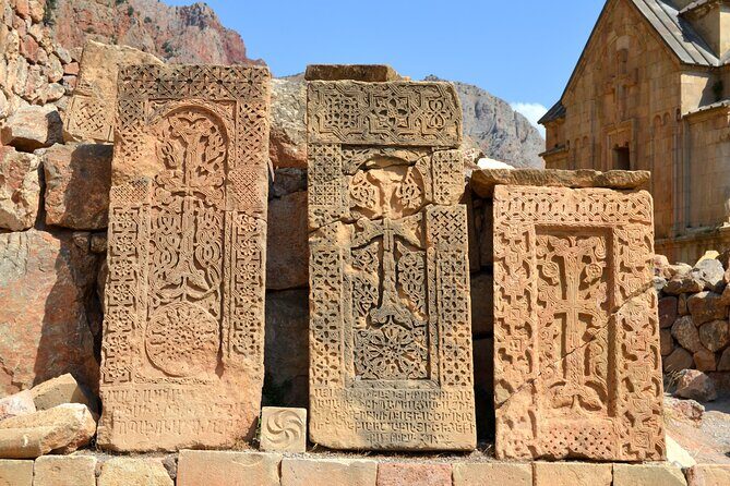1 Day Private Armenia: UNESCO, Soviet & Curated Family Lunch - Akhtala Monastery Frescoes: Fortified Views and a XI-Century Story