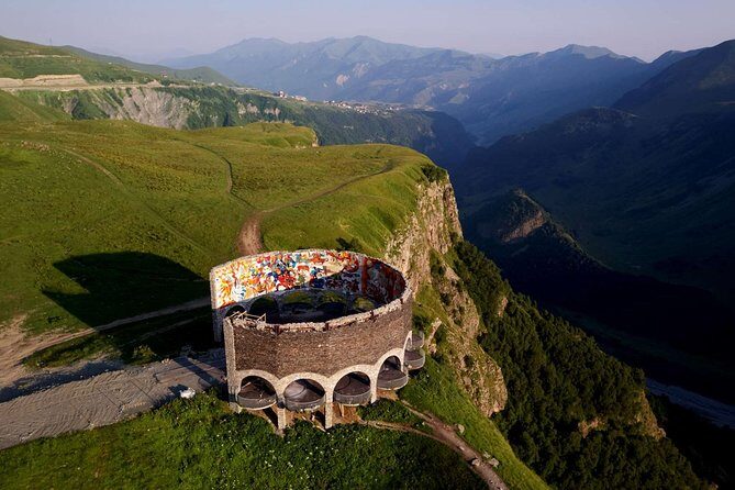 3-Day Hiking Group Tour in Kazbegi - Kazbegi Guesthouse Nights: Where the Trip Becomes Comfortable