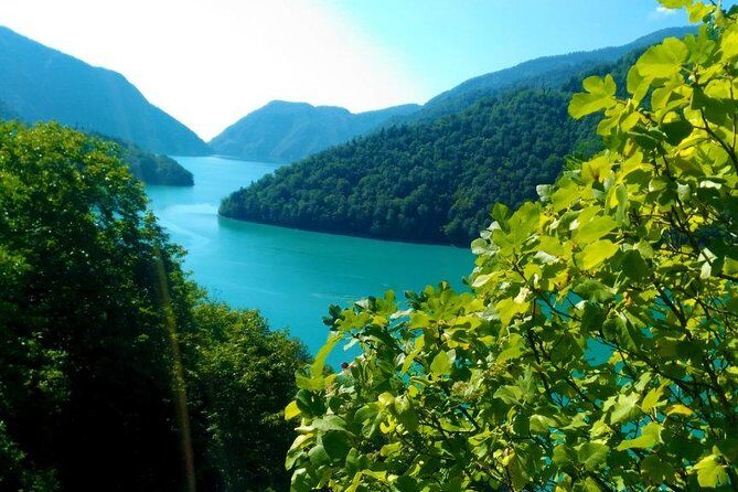 3-Day Tour in Svaneti - Day 1: Mestia Arrival After Enguri Dam (and Why That First Stop Helps)