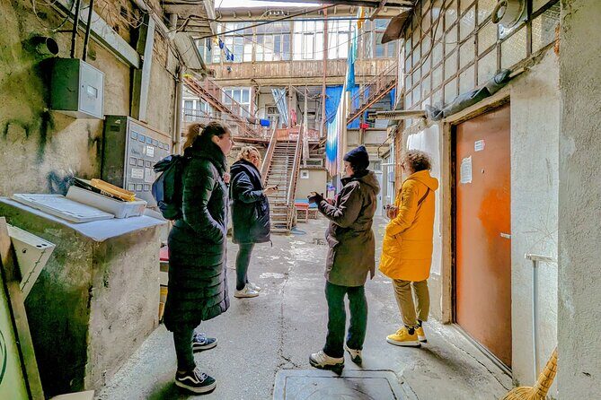 Alternative walking tour New Tiflis and backstreets - Key highlights if you want a quick decision