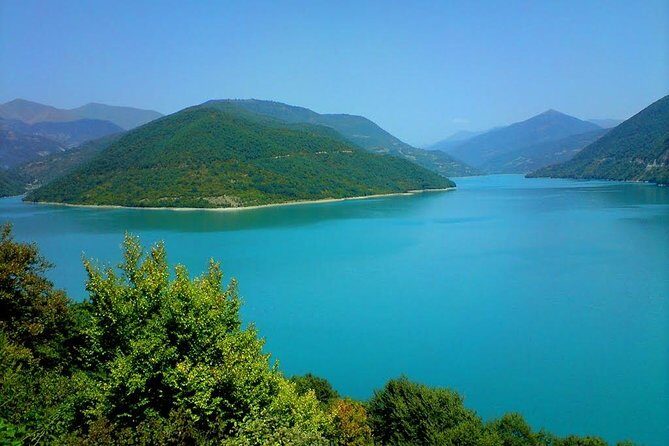Ananuri, Gudauri, Kazbegi. Military Road of Georgia. Private tour. - Stop 1: Zhinvali Water Reservoir and the dam-stops that teach you something