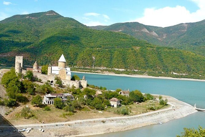 Caucasus mountains full day Private Tour Ananuri-Gudauri-Kazbegi - A private Caucasus day trip with real flexibility from Tbilisi