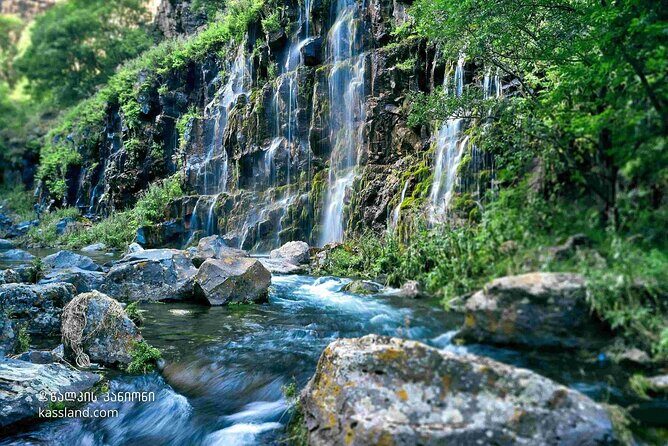 Dashbashi Canyon. The village of Asureti and Didgori monument. - Price and Value: What $42 Actually Buys You