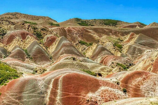 David Gareji and Real Rainbow Mountains Off-Road adventure + hike - Why this David Gareji and Rainbow Mountains day trip feels different