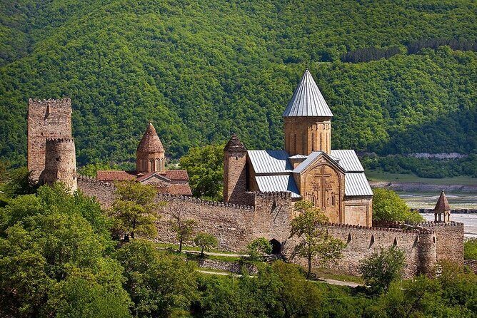 Day Tour Tbilisi – Ananuri – Kazbegi – Tbilisi - Zhinvali Water Reservoir Stop: Quick Break, Big Photo Payoff