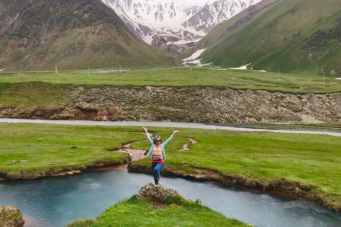 From Tbilisi: Kazbegi Ananuri Gudauri and Trusso Valley by 4x4 - Pickup, Start Time, and Europe Square: Your First 10 Minutes Matter