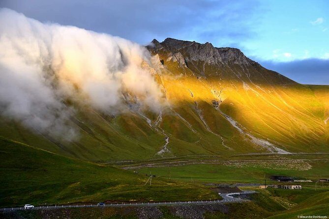Full-Day Kazbegi - Stepantsminda, Gudauri Private Guided Tour - Gudauri in winter and Travertines in spring: plan for seasonal changes