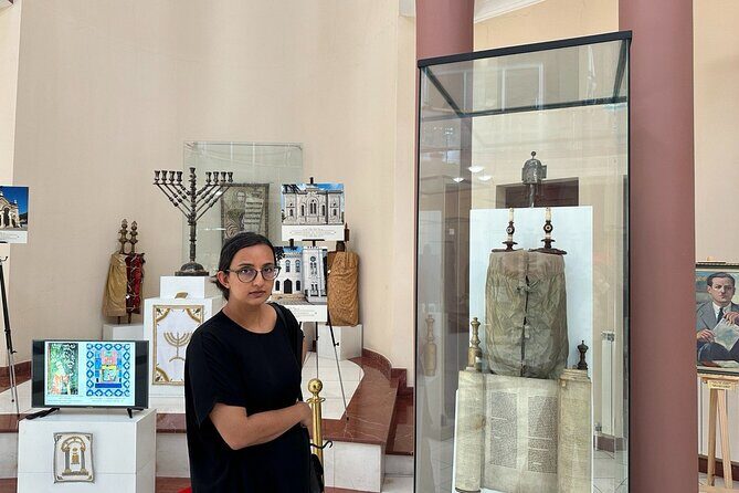 Jewish Heritage Walking Tour with Kosher Wine Tasting - David Baazov Museum: The Stop That Does the Heavy Lifting