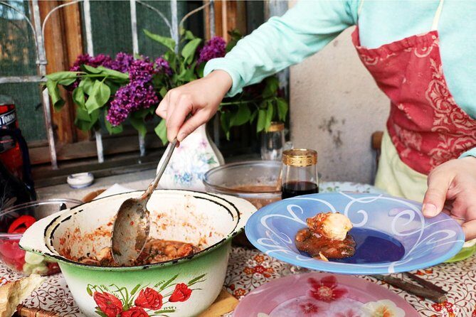 Join a Local for a Market Tour, Cooking Class and Meal in her Tbilisi Home - Key things I’d look for