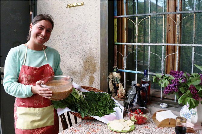 Join a Local for a Market Tour, Cooking Class and Meal in her Tbilisi Home - Lunch vs dinner in Tbilisi: how timing changes the feel