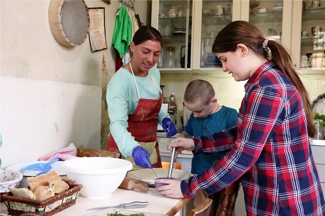 Join a Local for a Market Tour, Cooking Class and Meal in her Tbilisi Home - Before you go: practical tips that will help