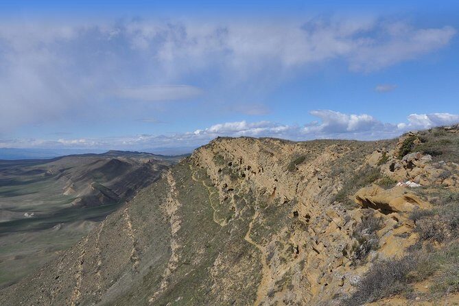 Kakheti: David Gareji Sighnaghi Bodbe & Rainbow Mountains - Stop 1: Friendly.ge pickup point (and why that first half hour matters)