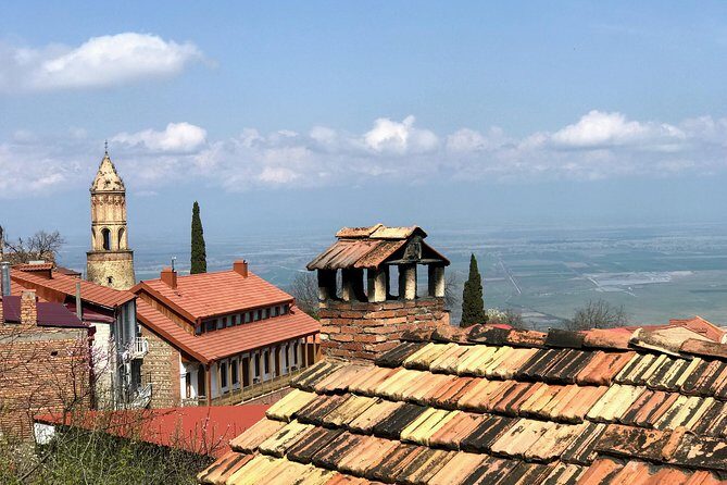 Kakheti: David Gareji Sighnaghi Bodbe & Rainbow Mountains - Stop 6: Sighnaghi proper and local food/wine time