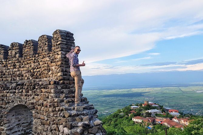 Kakheti Gems: Rainbow Mountains, Gareji & Signagi Private Tour - Entering Kakheti Gems: What this tour does well