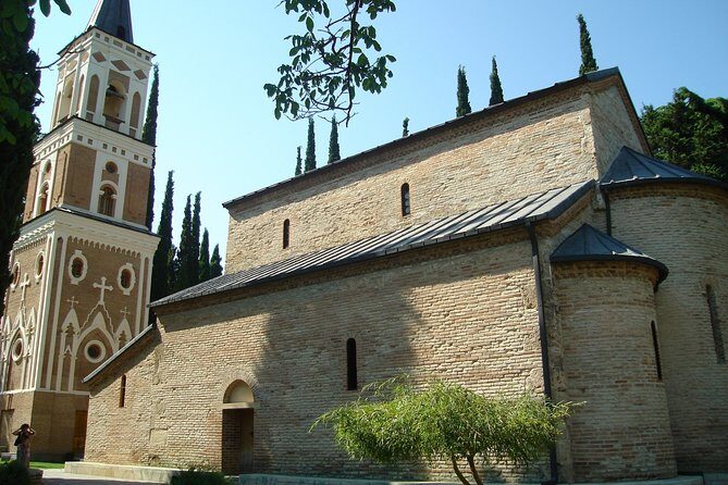 Kakheti: Signagi, Bodbe Monastery, Telavi, Wine Tour. Private tour - The actual pace: how to plan your day without getting wrecked