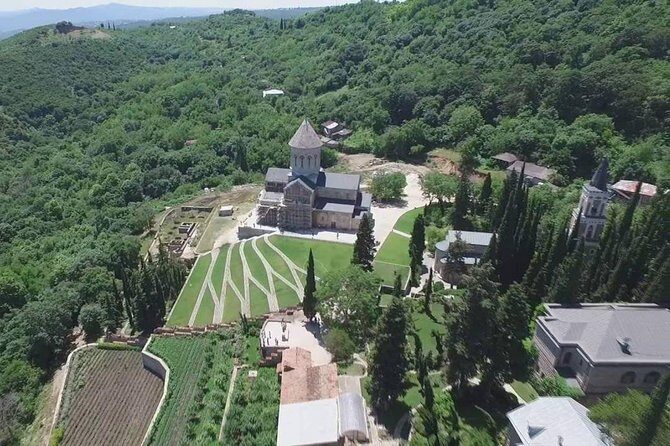 Kakheti;City of Love Sighnaghi, Bodbe. KTW. Wine House Group tour - Chateau Rera: bread baking with hot bread and local cheeses
