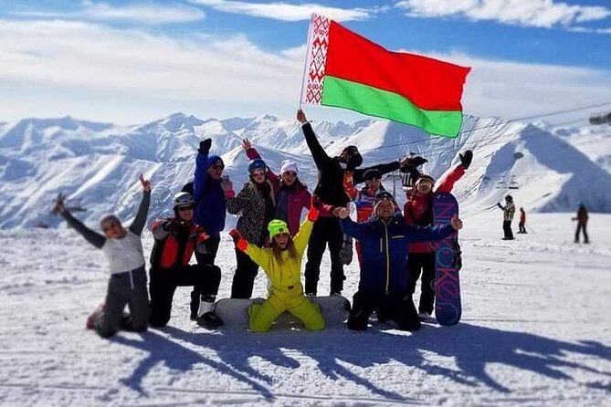 Kazbegi and Gudauri Full Day Private Tour from Tbilisi - Stepantsminda and the Kazbegi town base: plan your energy