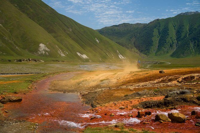 Kazbegi MOUNTAIN Tour (GLORY OF THE NATURE) + MANY NEW LOCATIONS - Stop 4: Ananuri Fortified Castle Ensemble and the 17th-Century Lords