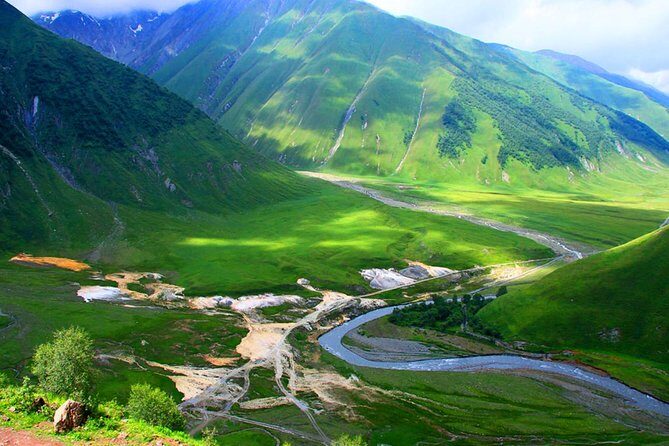 Kazbegi MOUNTAIN Tour (GLORY OF THE NATURE) + MANY NEW LOCATIONS - Stop 5: Kvemo Mleta Spring Water Break