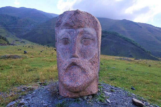Kazbegi Tour with Gergeti Church, Waterfall Hike & Hidden Gems - Black and White Aragvi: a short stop with a story