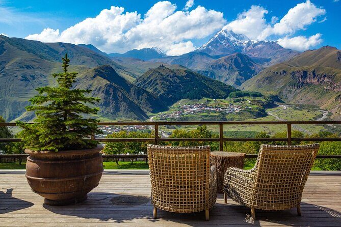 Kazbegi&Gudauri Small group tour including hotel pick up/drop-off - Stepantsminda: the base for Kazbegi country