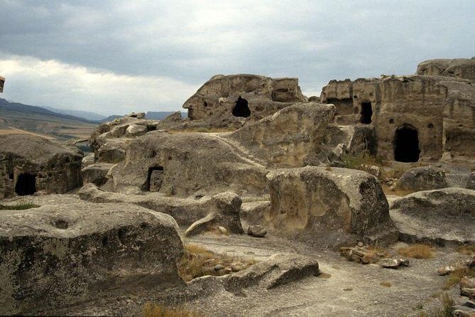 Mtskheta-Gori-Uplistsikhe - Uplistsikhe cave town: the rock-cut visit with real walking