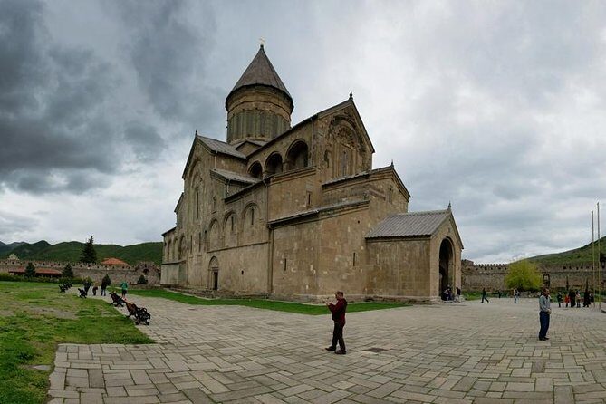 Mtskheta - Jvari Private Tour + Chronicles of Georgia - Private pickup in Tbilisi: comfortable car time with Wi‑Fi
