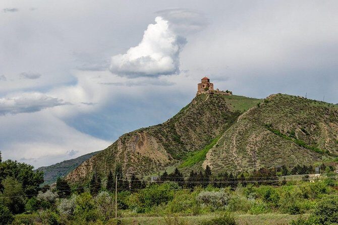 Mtskheta - Jvari - Samtavro, the cradle of Georgian Christianity. (group tours) - Jvari Church: the VI-century viewpoint climb above Mtskheta