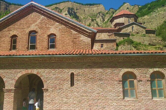 Mtskheta Tour with All UNESCO Sites & Ancient Ruins - Samtavro Church and Saint Nino: kings, nuns, and a 4th-century origin