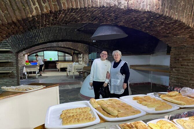Old Tbilisi Highlights walking tour with wine & 10 tastings - Price and Value: What $15 Buys You in Real Life