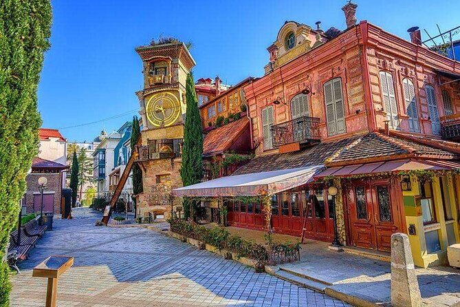 Old tbilisi walking tour & wine tasting - Meeting in Avlabari and How the Timing Usually Works