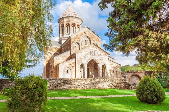 One Day Kakheti Tour with Wine Tasting and Free Churchkhela - Kakheti Day Trip: What You Really Get for $25