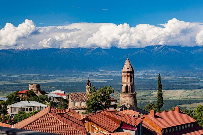 Private 4 days Food & Wine and Sightseeing tour to Kakheti, Kazbegi, Mtskheta. - Day 2: Khareba Tunnel Winery and Kakheti Estate Hopping