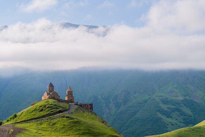 PRIVATE Day-Trip to Kazbegi (The most popular tour in Georgia) - Ananuri Fortified Castle Ensemble: Walls, Views, and Easy History