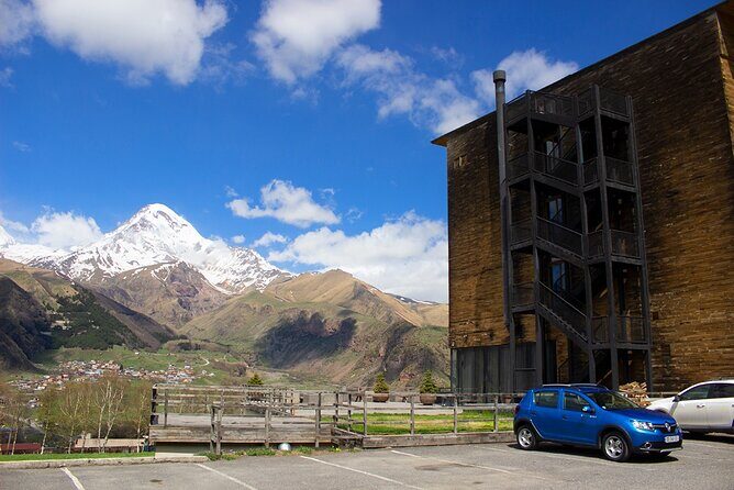 Private day trip to the Caucasus mountains and the Russian border - The long drive: how to plan for 10–12 hours in the mountains