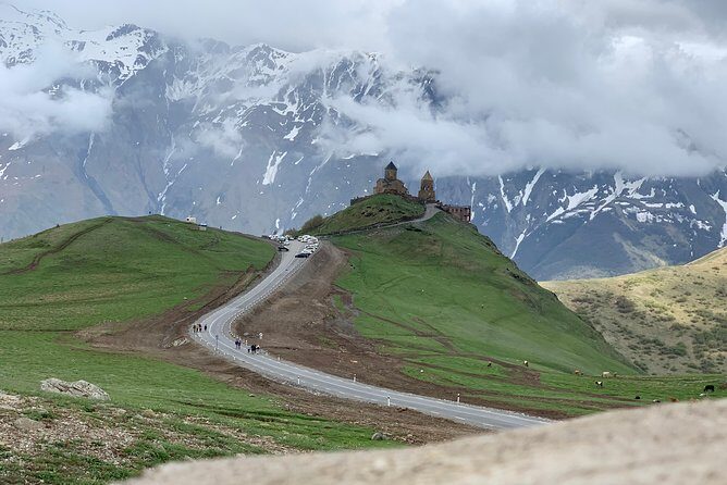 ️Private Full-Day Tour to Mtskheta and Kazbegi(stepantsminda) from Tbilisi - The Confluence Stop by Black and White Aragvi