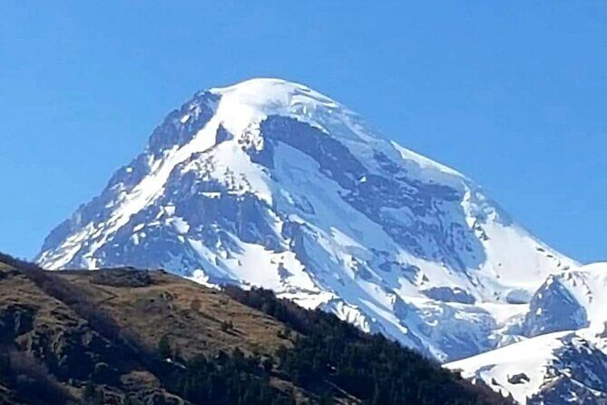 Private Tour: Ananuri Gudauri and Kazbegi - Ananuri Fortified Castle Ensemble: fortress walls above the Aragvi
