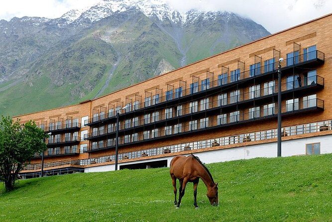 Private Tour Ananuri-Kazbegi-Gudauri - What to Pack for an 8–10 Hour Mountain Day