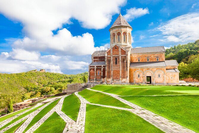 Private Tour From Tbilisi to Kakheti Sighnaghi with Wine Tasting - Key things to know