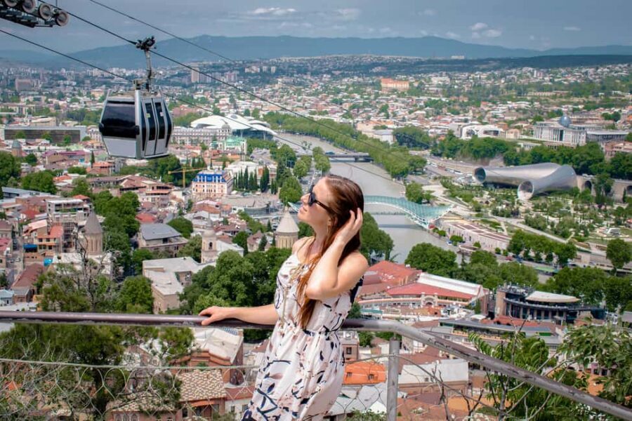 Tbilisi: Old and New City Guided Tour with 2 Cable Car Rides - Why the Old-and-New Loop Works So Well