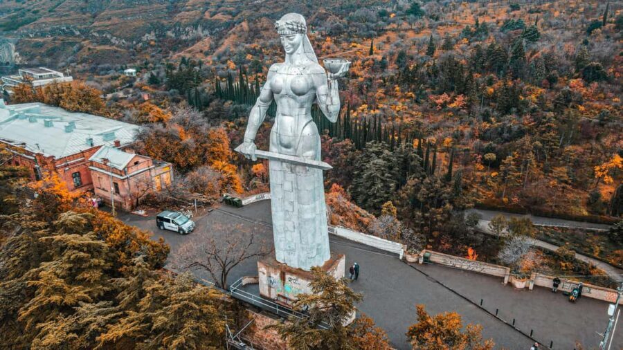 Tbilisi: Old and New City Guided Tour with 2 Cable Car Rides - Bridge of Peace, Patriarchate, and Ioane Shavteli: Learning the City’s Rhythm