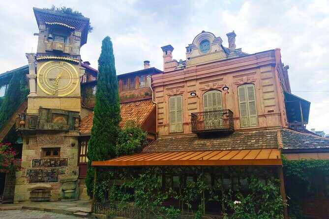 Tbilisi Walking Tour with Cable Car, Wine Tasting & Bread Bite - Sulfur bath area and Leghvtakhevi Waterfall: thermal roots and a cool break