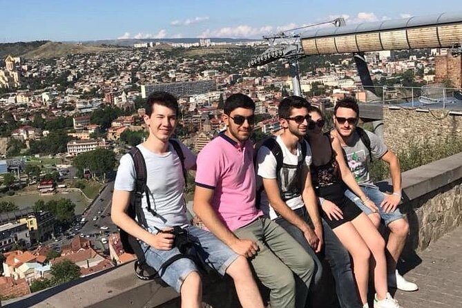 Very Friendly Tbilisi Walking Tour (wine tasting & cable car) - Metekhi Cathedral and Vakhtang Gorgasali: Key icons you can’t miss